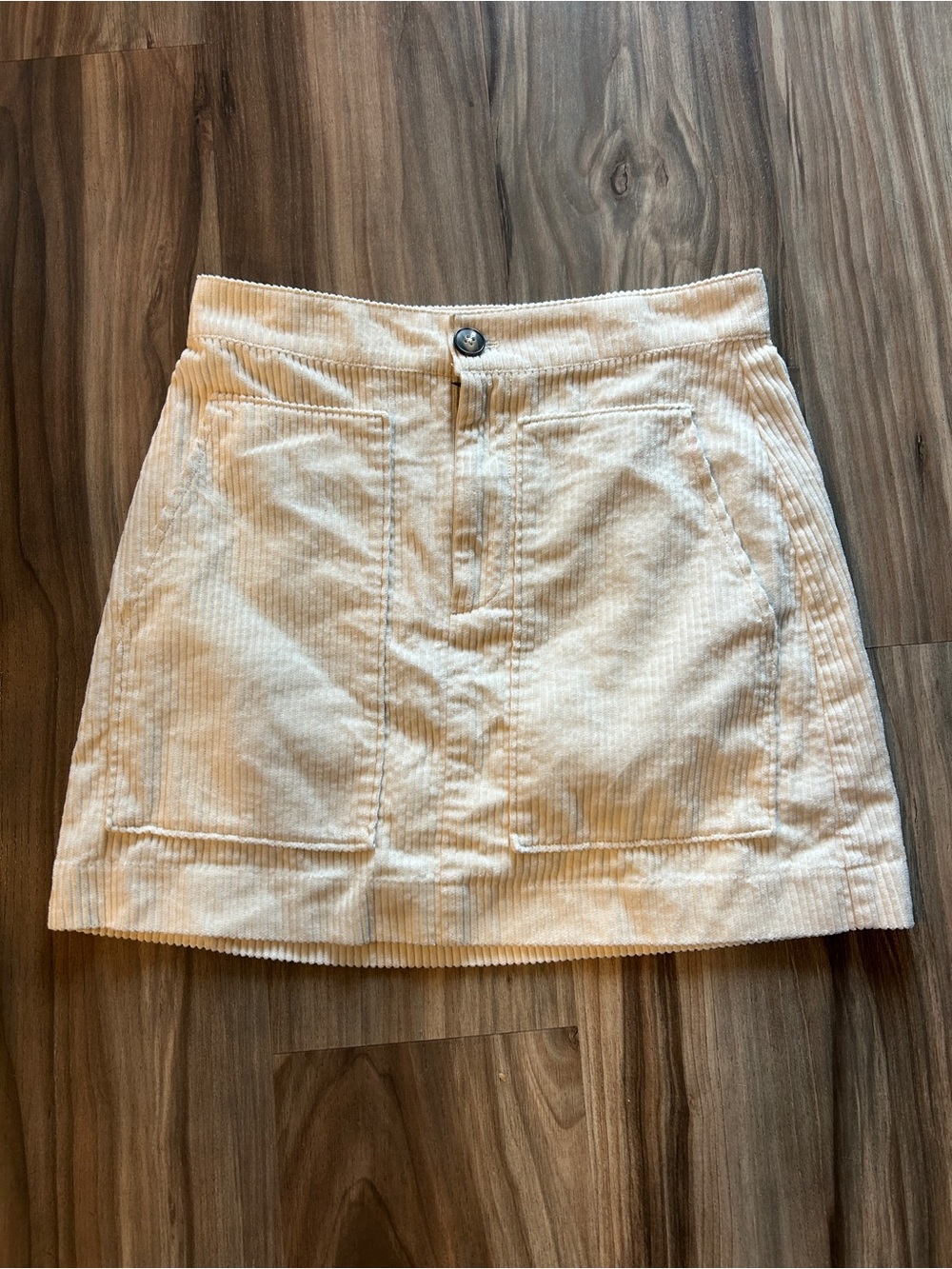H&M Women’s Size 8 Cream Corduroy Mini Skirt Patch Pocket 100% Cotton
